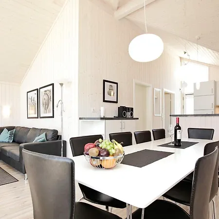 Nordic Retreat Near Shore Tatil Evi *