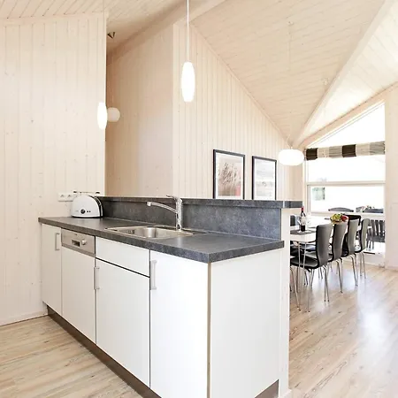 Nordic Retreat Near Shore