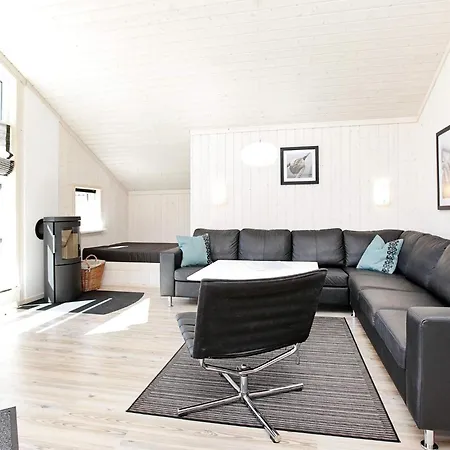 Tatil Evi Nordic Retreat Near Shore *