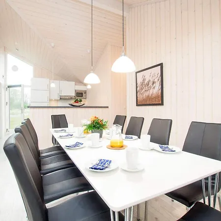 Nordic Retreat Near Shore *